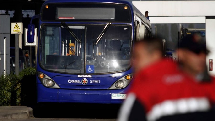 Chofer del Transantiago fue apuñalado por pasajero tras pedirle que usara "mascarilla"