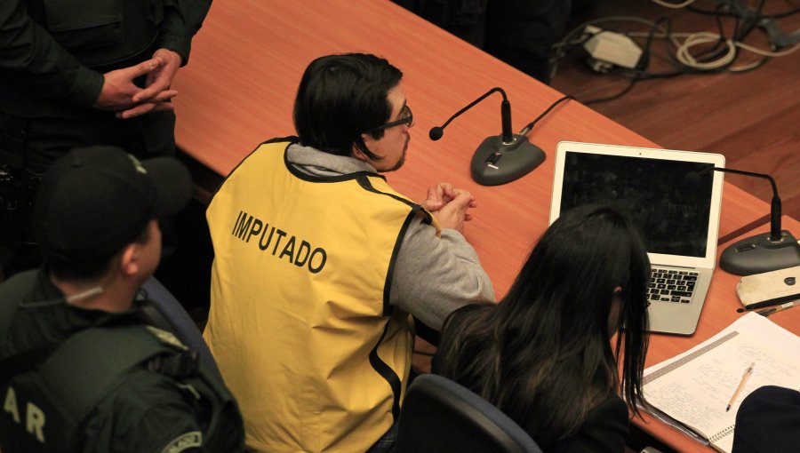 Caso bombas: Ordenan entregar informes en custodia a defensa del "lobo solitario"