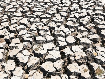 Académico de la U. de Talca plantea que el fenómeno de La Niña podría intensificar la megasequía de la zona central