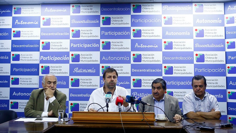 Gobierno anuncia fondo extra para municipios en medio de la pandemia por el Covid-19