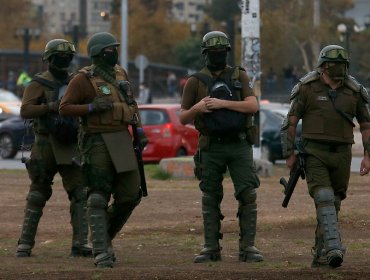 Más de 60 personas detenidas deja manifestación convocada en plaza Baquedano