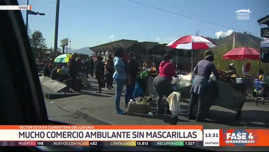 Miguel Acuña y equipo de Canal 13 fue agredido por comerciantes ambulantes