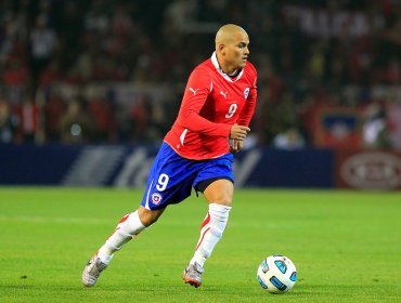 "Chupete" Suazo escogió al mejor centrodelantero de la historia de la Roja