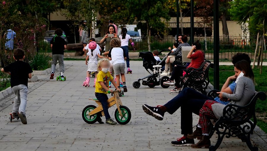 Ministerio de Salud consultará a Consejo Asesor por permiso para niños en cuarentena