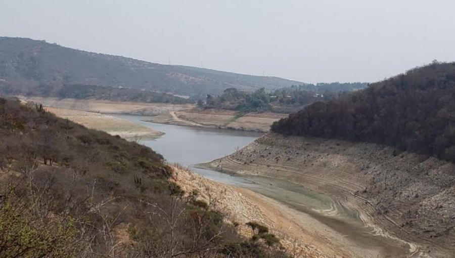 Recarga anticipada del embalse Los Aromos permitirá asegurar el agua para toda la temporada