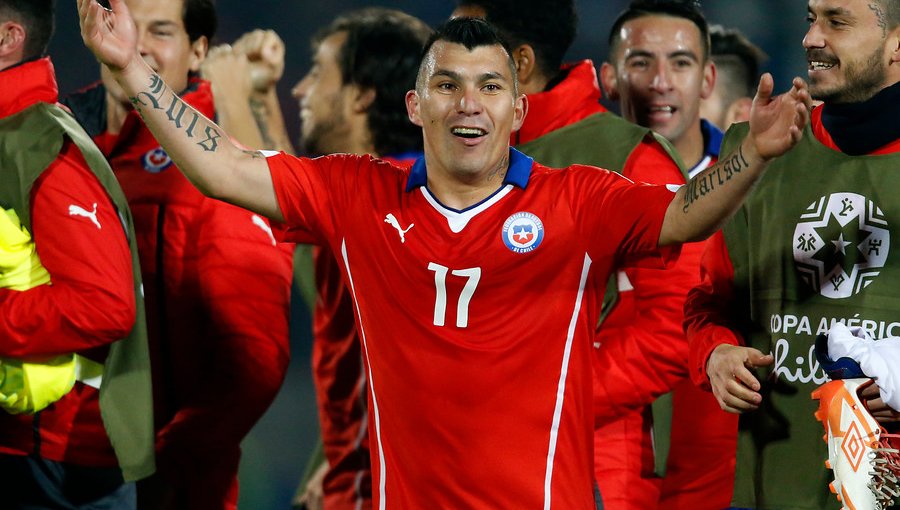 Gary Medel donó camiseta que usó en recordado partido de Copa América 2015