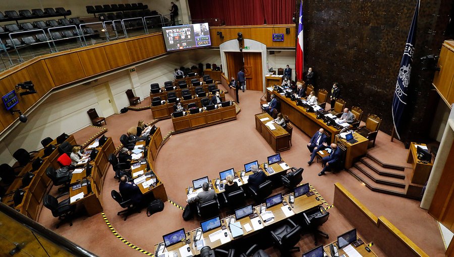 Sala del Senado aprueba y despacha proyecto que reduce dietas de autoridades del Estado