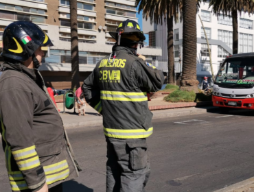 Robo de medidor origina fuga de gas en el centro de Valparaíso: Bomberos controla la emergencia