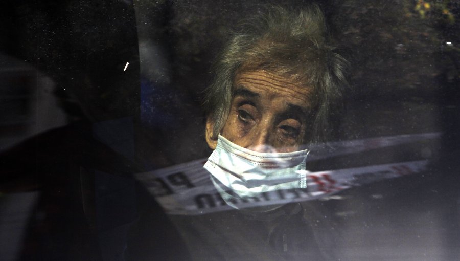 Fotos de la tragedia del Coronavirus: La angustia de los adultos mayores de hogar de ancianos que funcionaba en forma ilegal