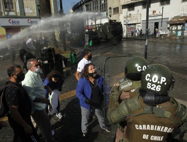 Valparaíso: Con detenidos, disturbios e intervención policial termina acto no autorizado del Día del Trabajo