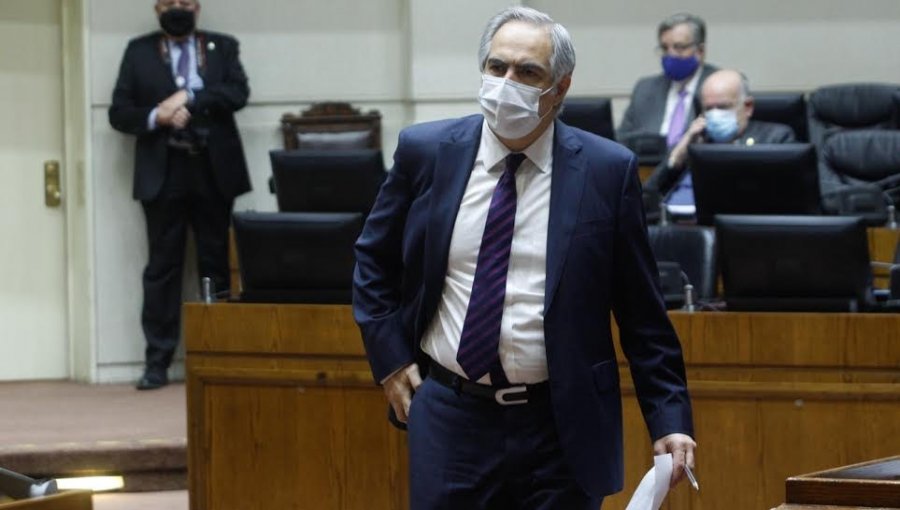 Senador Chahuán pide incorporar subsidio para taxis, furgones escolares y transporte público en Ley de Ingreso Familiar de Emergencia
