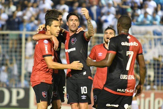 FIFA castigó duramente a Newell's Old Boys de Argentina por deuda con equipo chileno