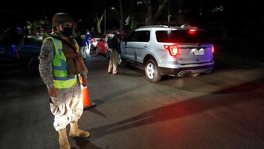 Antofagasta, Mejillones, Cerrillos, Quilicura, Recoleta y Santiago entraron en cuarentena