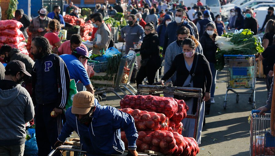 La Vega Central comenzó a funcionar con horario diferenciado, pero aglomeraciones se mantienen