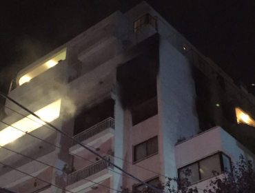 Adulto mayor falleció tras incendio que consumió su departamento ubicado en Las Condes