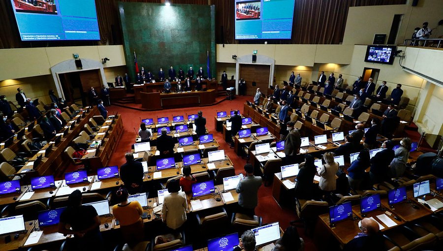 Cámara de Diputados suspende sesiones presenciales por familiar de funcionario que dio positivo a Covid-19