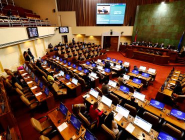 Cámara aprueba informe de Comisión Mixta que regula dieta parlamentaria y ahora pasa al Senado