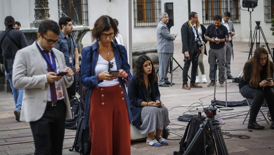 La Moneda activa protocolo de emergencia luego que periodista diera positivo a Covid-19