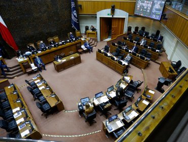Senado aprueba y despacha a ley proyecto que rebaja la dieta parlamentaria
