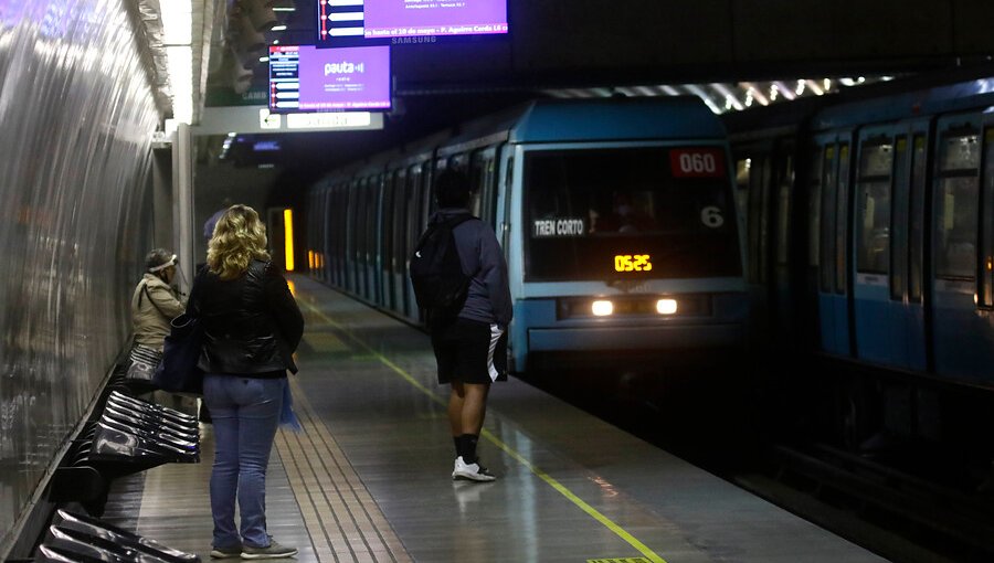 Transporte público del Gran Santiago operará de manera normal durante la megacuarentena