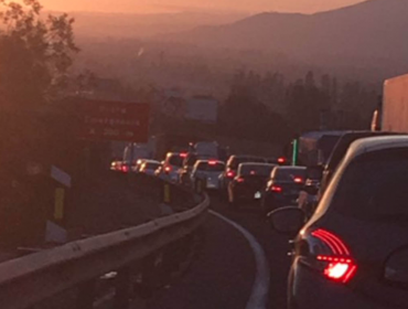 La verdad detrás de viralizada fotografía sobre la "congestión" vehicular hacia la región de Valparaíso