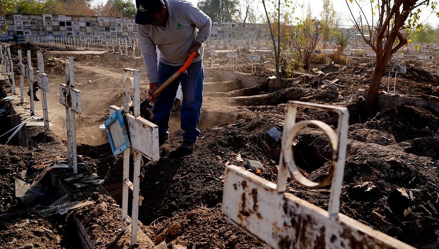 Cementerio General desmiente que haya sido el Gobierno el que solicitó habilitar 3 mil sepulturas