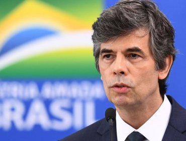 Por diferencias con Bolsonaro, Ministro de Salud presentó su renuncia al cargo a menos de un mes de asumir