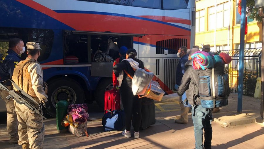 122 bolivianos realizaron cuarentena en Vitacura antes de regresar a su país