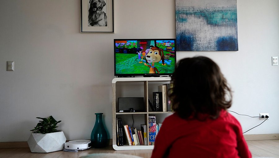 Cámara despacha al Senado proyecto que crea una franja educativa en TV abierta