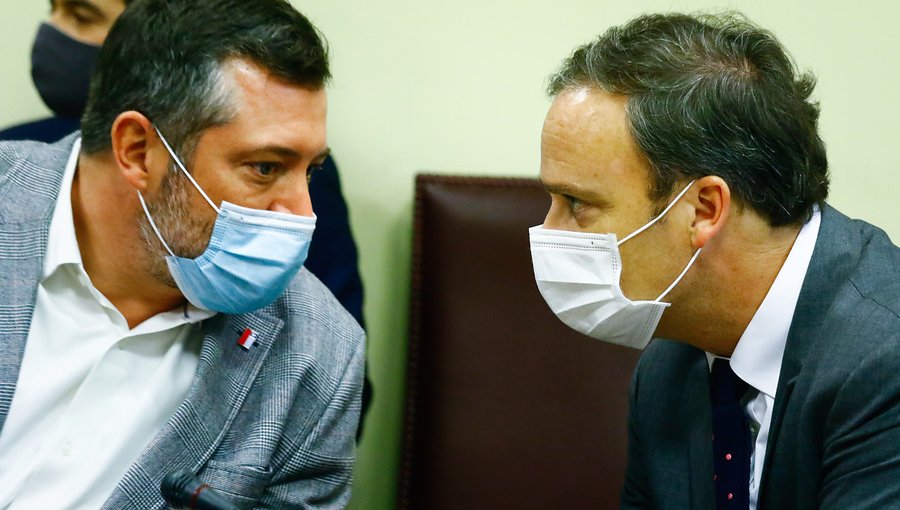 Ministros Sichel y Ward se reincorporan a sus funciones tras dar negativo en test de Covid-19