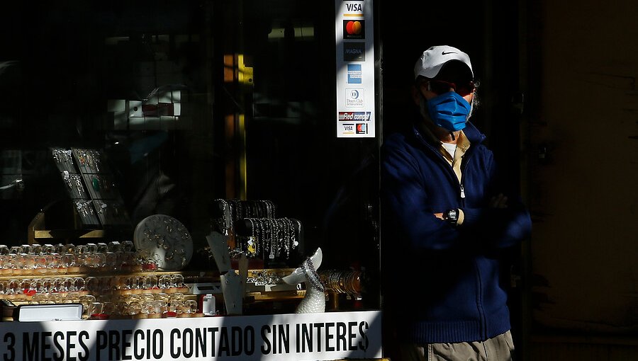 Fuerte caída en ventas presenciales en Valparaíso, Biobío y La Araucanía durante marzo