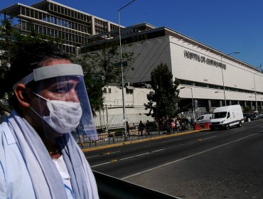 Increíble pesadilla vive familia Viñamarina: Padre llegó al Hospital por enfermedad al hígado, se contagió de Coronavirus y al morir entregaron el cuerpo cambiado