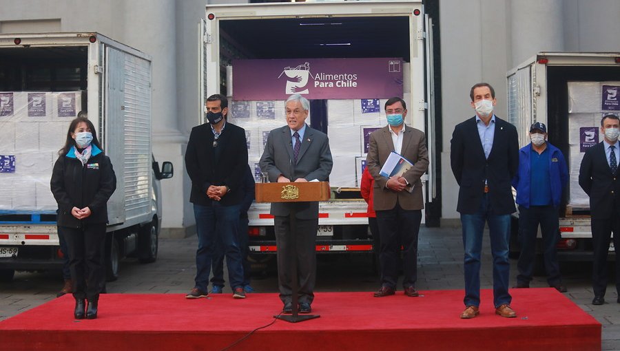 «Alimentos para Chile»: Desde La Moneda comenzaron a repartir las primeras canastas con víveres