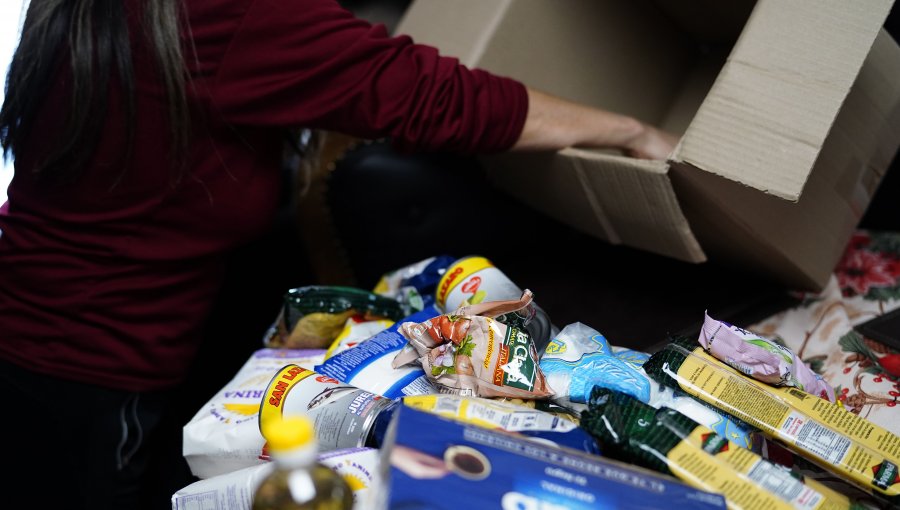 Este sábado se entregarán cajas con alimentos en otras siete comunas de la Región Metropolitana