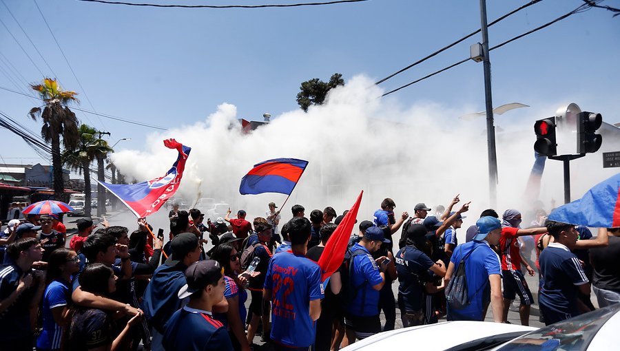 Hinchas de la U infringieron la cuarentena y el toque de queda en Puente Alto