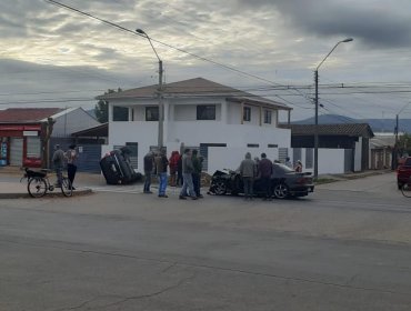 Mujer con Covid-19 infringió cuarentena y se accidentó en Quirihue: 29 rescatistas inician cuarentena