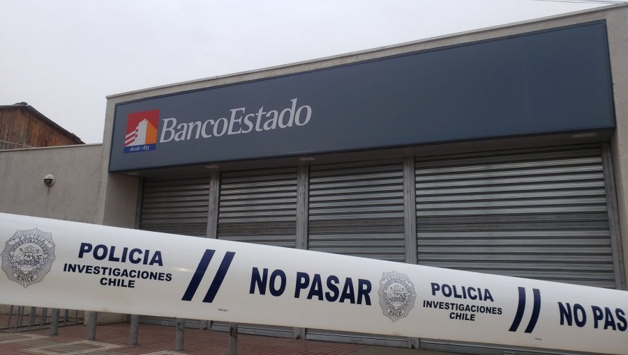 Delincuentes robaron cerca de 4 millones de sucursal bancaria en San Francisco de Mostazal