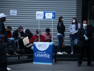 Desempleo a nivel nacional aumentó casi 2 puntos en un año y se situó en 9,0% entre febrero y abril