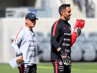 Rueda y presencia de Claudio Bravo en la Roja: “Es impresionante cómo influye”