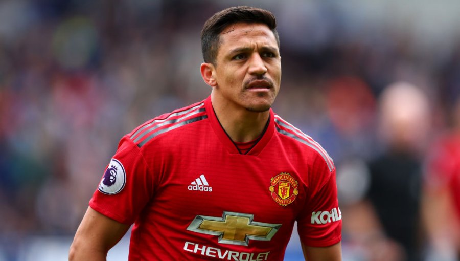 Medio inglés asegura que el Manchester United quiere "deshacerse" de Alexis Sánchez