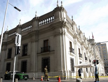 Dramático pedido de ayuda de hombre contagiado de Covid a pasos de La Moneda