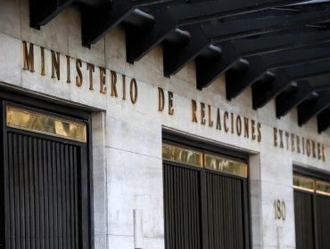 Foro Permanente de Política Exterior rechaza cierre de cinco embajadas chilenas en el extranjero