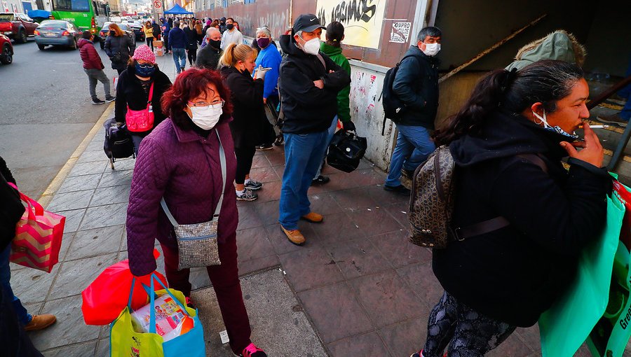 Intendente endurece el tono ante aglomeraciones en Valparaíso y Viña: "Obligarán a las autoridades a tomar otras medidas"