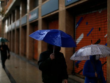 Lluvia de este viernes en la región Metropolitana fue la mayor de los últimos dos años