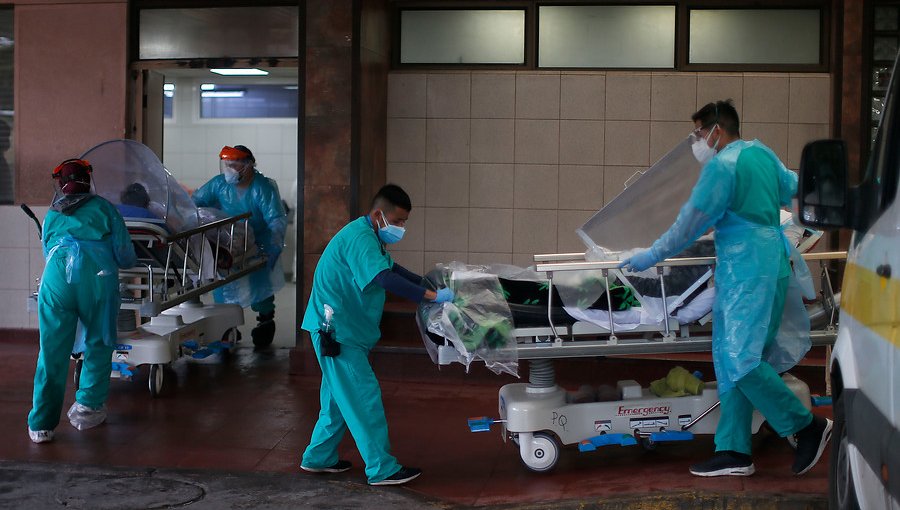 Lluvia afectó a carpas del hospital San José y generó traslado de pacientes sospechosos de Covid-19