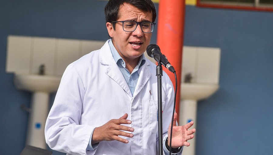 Seremi de Salud de Valparaíso recibió el alta de la Unidad de Cuidados Intensivos: "Vencimos al coronavirus"