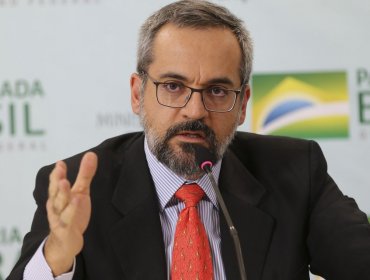 Ministro de Educación de Brasil renunció tras verse involucrado en diversas polémicas