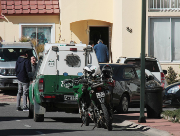 Delincuentes secuestran a hombre en Villa Alemana, lo trasladan a su casa en Concón y llaman a familiares cobrando por su liberación