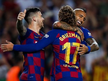 Arturo Vidal fue confirmado como titular en visita del Barcelona al Sevilla