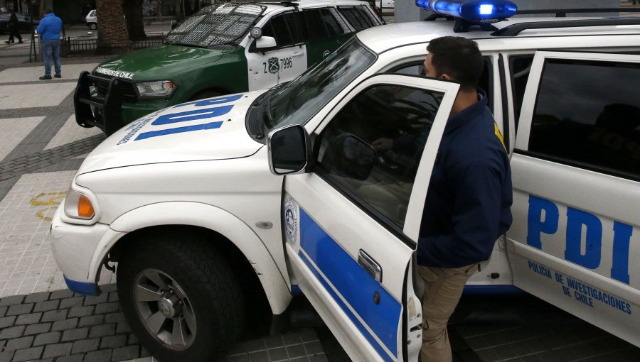 Cuatro vehículos quemados dejó el robo a una bodega en Colina